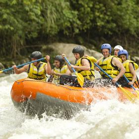 Writing Descriptions That "Show" Instead of "Tell" A GROUP OF MEN AND WOMEN, WITH A GUIDE, WHITE WATER RAFTING ON THE PATATE RIVER, ECUADOR